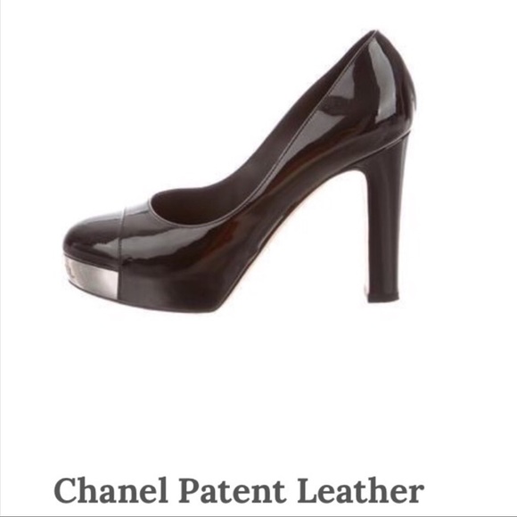 Chanel, black color with logo. Pre-owned. - Picture 2 of 6